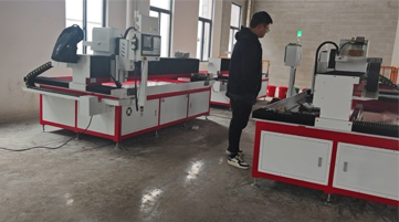 <b>數(shù)控鉆孔機與搖臂鉆孔機相比有什么優(yōu)勢？</b>